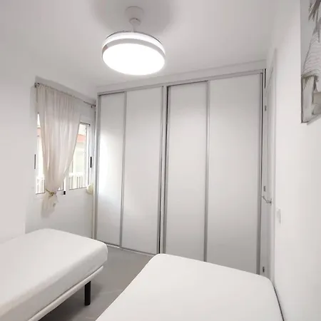 1º Línea Playa Poniente Apartamento